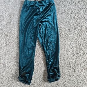 Teal Velvet Women's Crop Leggings